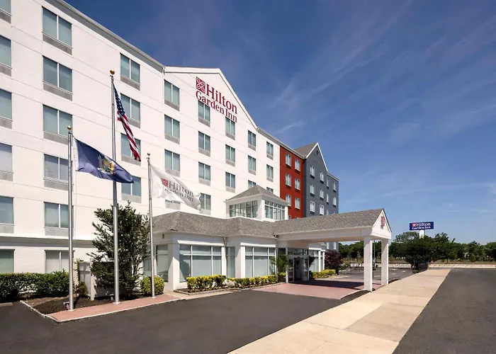 Hilton Garden Inn Queens Jfk